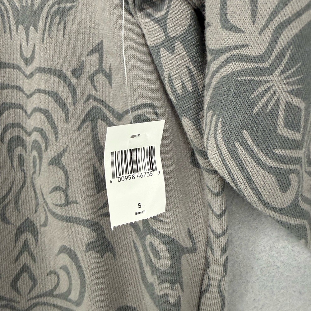 Disney Parks Haunted Mansion Wallpaper Print Pullover  Sweatshirt Unisex Sizing - Picture 5 of 8